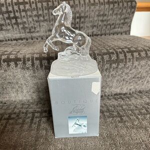 Crystal horse figurine
